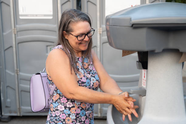 Portable Toilet Options We Offer in Huntington Woods, MI